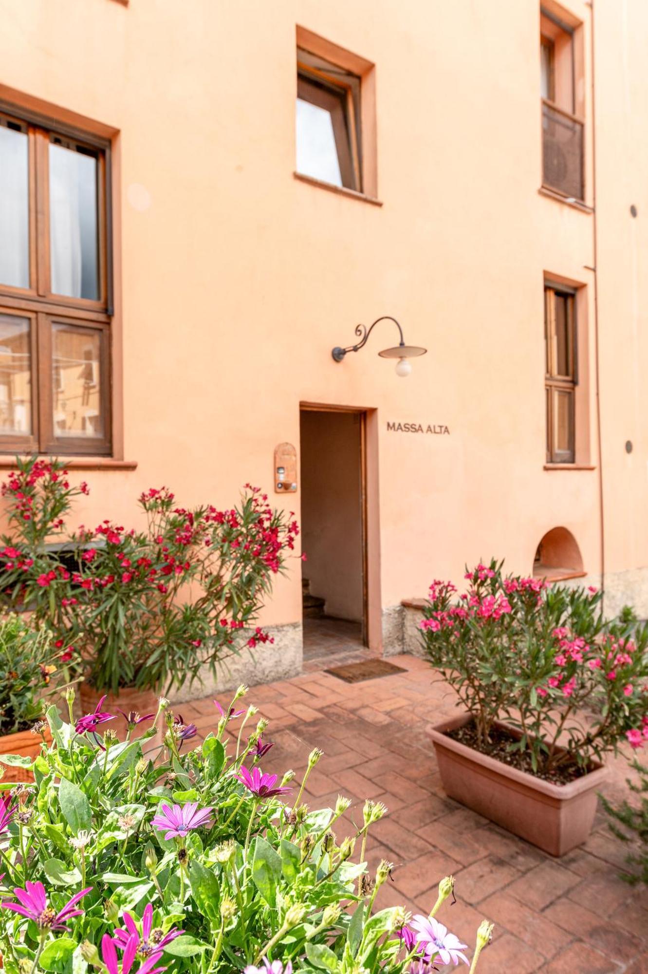 Massa Alta B&B E Appartamenti Масса-Мариттима Экстерьер фото